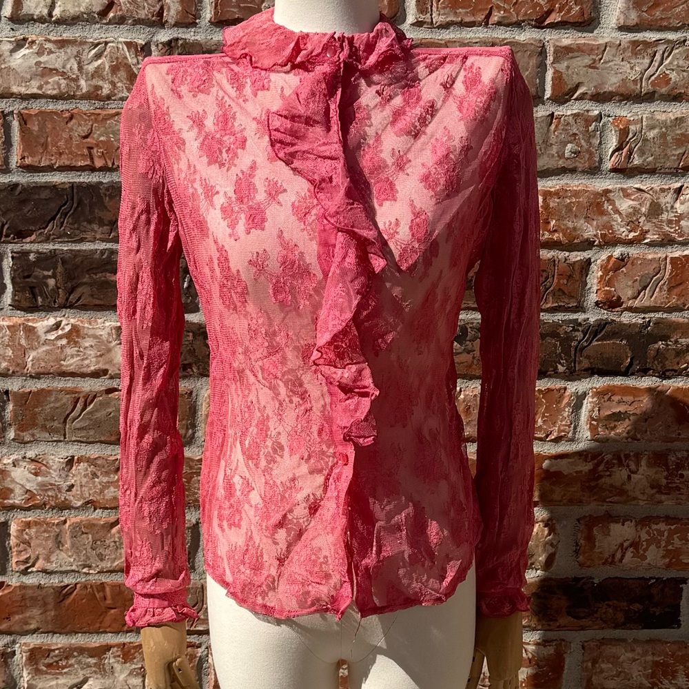 90s Gemilli sheer pink lace button down top with pearly buttons / size XS / EUC